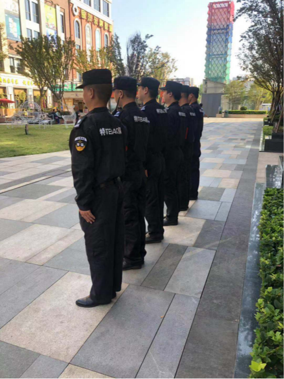 保安服務(wù)現(xiàn)場(chǎng)
